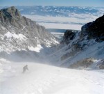 More wind above the Cave Couloir