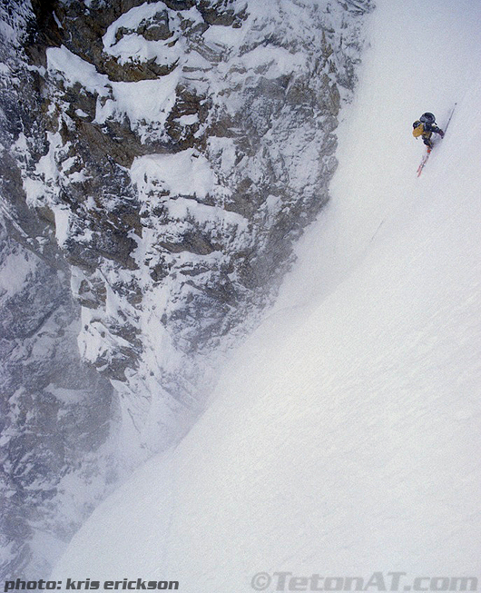 andrew-mclean-negtiates-steep-terrain-in-the-hossack-macgowan-couloir