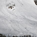 avalanche-debris-pile-on-static-peak
