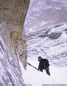 mark-holbrok-skiing-the-hossack-macgowan-couloir