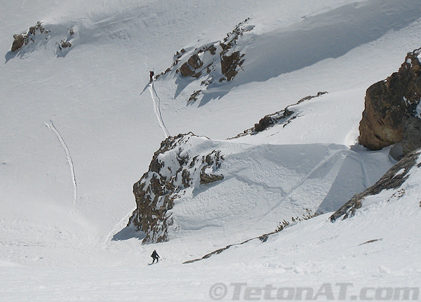 cary-skiing-into-ne-snowfields2