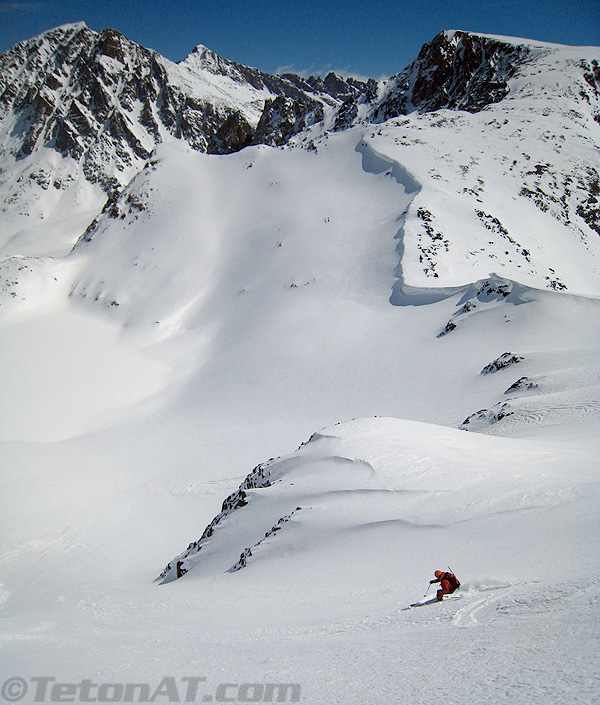 reed-skis-iceberg