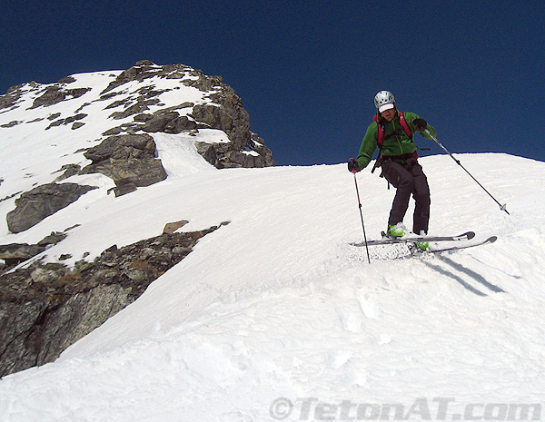steve-romeo-skis-the-northeast-ridge-of-mount-moran