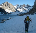 steve-romeo-hikes-in-titcomb-basin