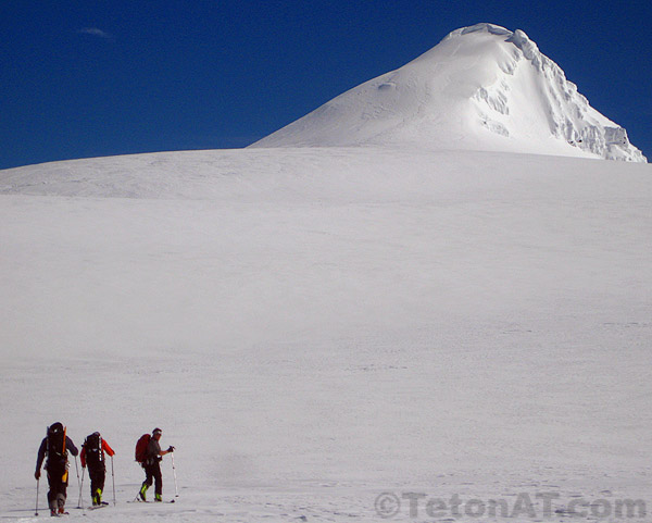 heading-towards-a-rime-peak-in-antarctica