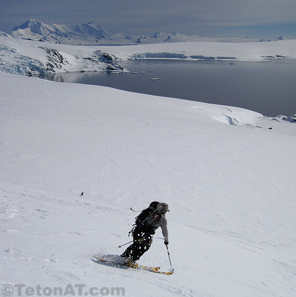 scott-fennell-skis-to-the-water-in-antarctica