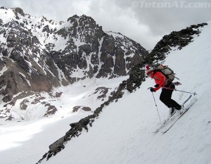 kim-havell-skiiing-above-rthe-horcones-valley