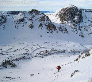 reed-finlay-skis-into-dartmouth-basin