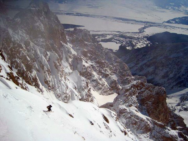 nate-skiing-the-southeast-face