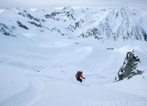 skiing-down-from-gog-and-magog