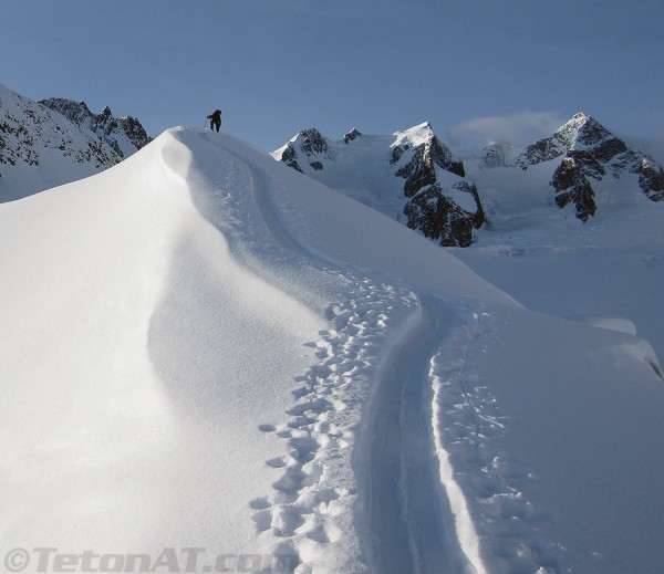 skining-moraine-to-grantie-glacier