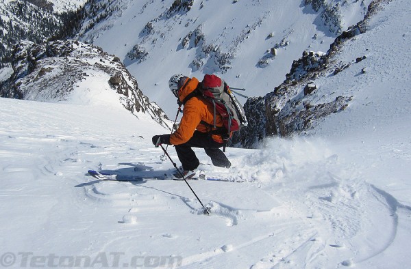 checking-the-snow-at-the-top-of-the-couloir