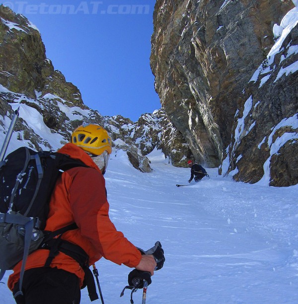 chris-onefur-skis-out-of-the-crux