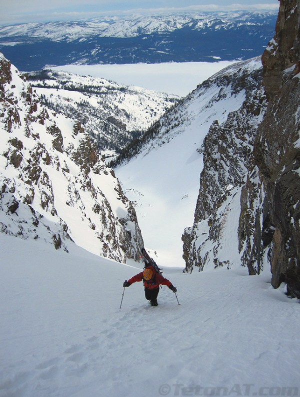 reed-boots-up-the-couloir