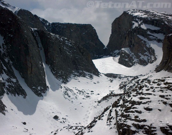 ski-tracks-near-wind-river-peak