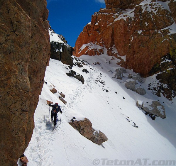 chris-onufer-sidesteps-towards-glencoe-col