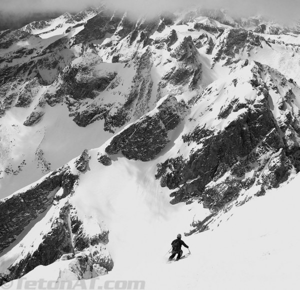 chris-onufer-skis-the-upper-east-face-on-the-grand-teton