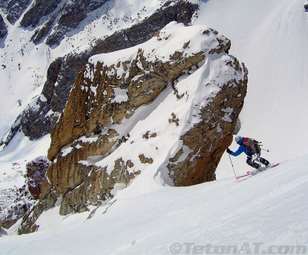 steve-romeo-skis-towards-the-chevy-couloir-on-the-grand-teton