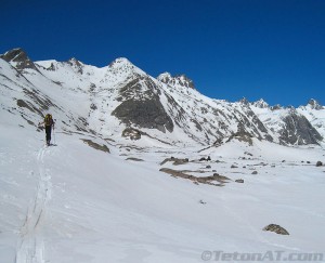 brian-ladd-skins-back-to-titcomb-basin-camp