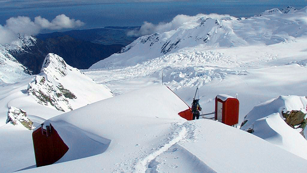 centennial-hut-above-the-franz-joseph-glacier