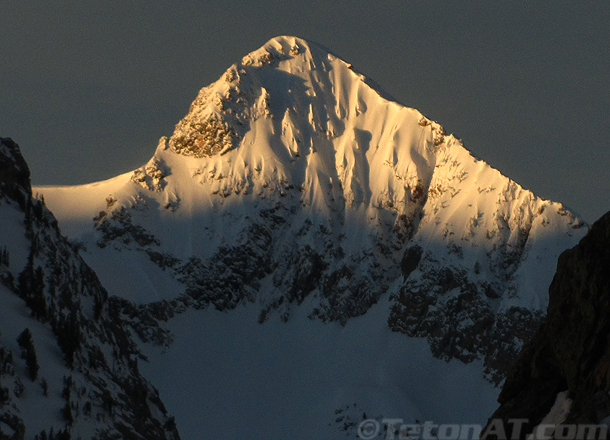 morning-light-on-unnamed-teton-peak