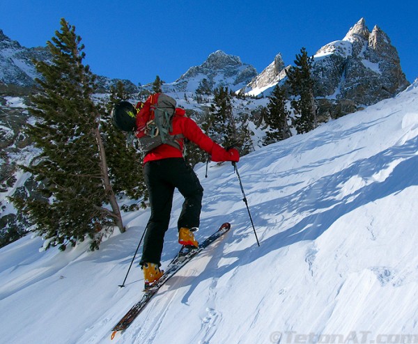 skinning-to-snowdrift-lake