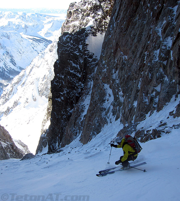 steve-romeo-skis-the-upper-southwest-couloir-on-mount-moran